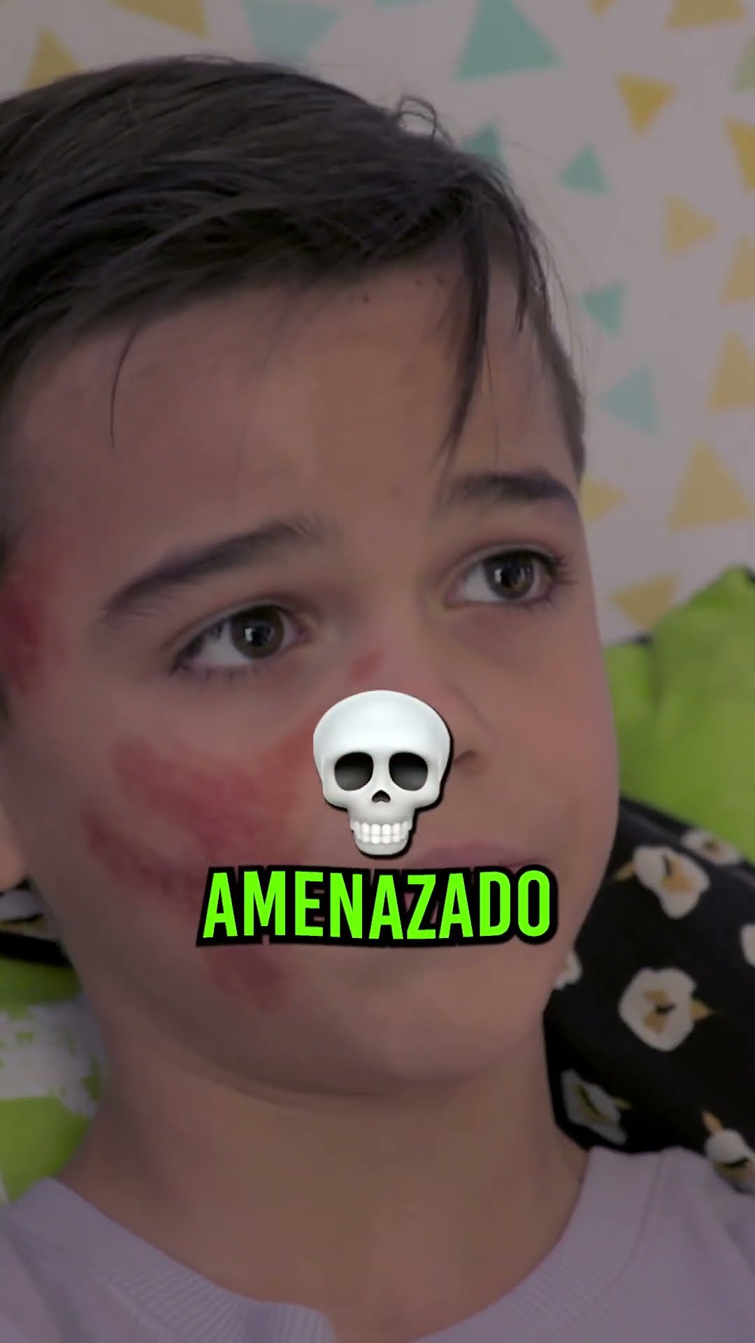 ?Isaac defendió a Laurita porque tiene la marca del héroe #Originales #LaRosadeGuadalupe