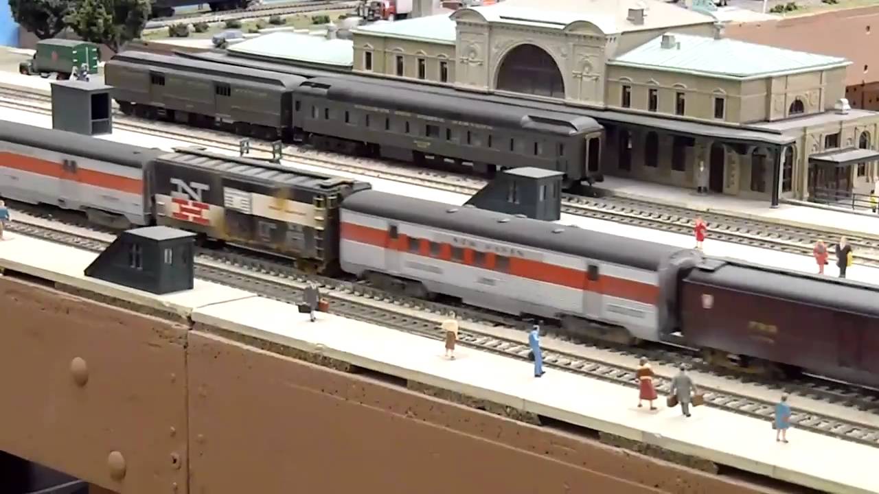 New Haven Passenger train on the HO scale layout - YouTube