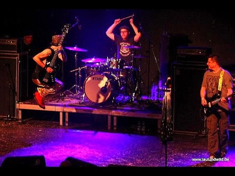 MARIONETZ - Blinder Boxer [Official Punkrock-Video]
