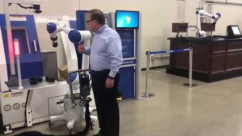 Yaskawa Motoman HC10 Machine Load/Unload