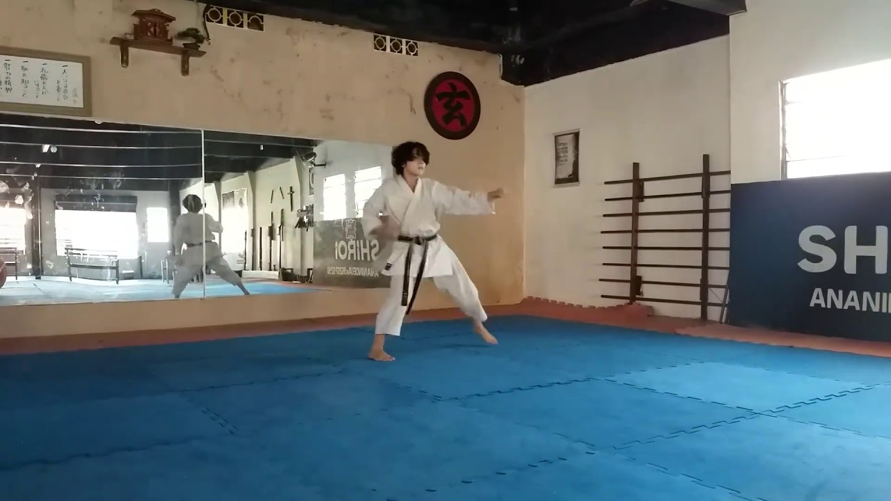 Kata Shukumine No Bassai Dai - Ericka Eloá  - Gensei Ryu Butokukai Brasil.