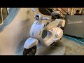 Đi dạo xung quanh và tham quan nhanh Vespa 946 Snake 2025