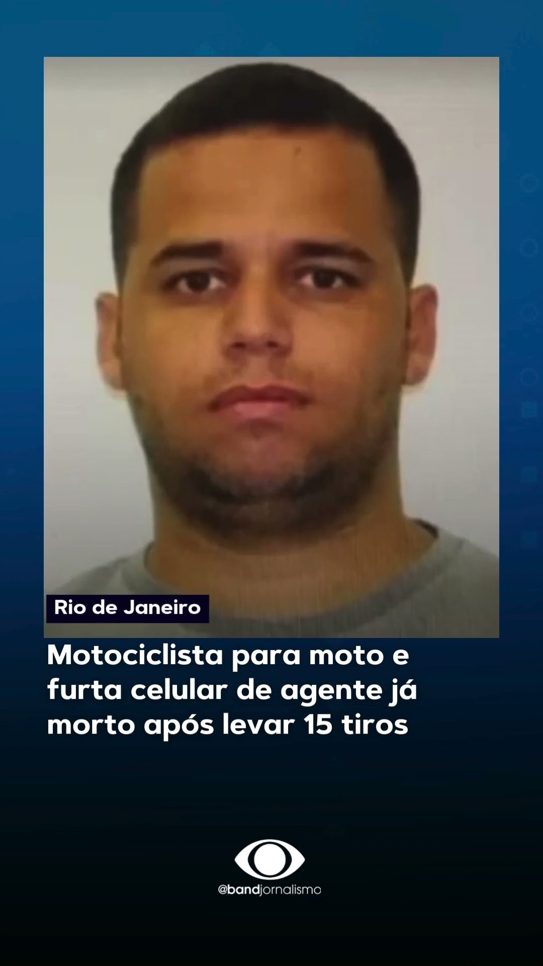 Motociclista para moto e furta celular de agente já morto após levar 15 tiros #shorts