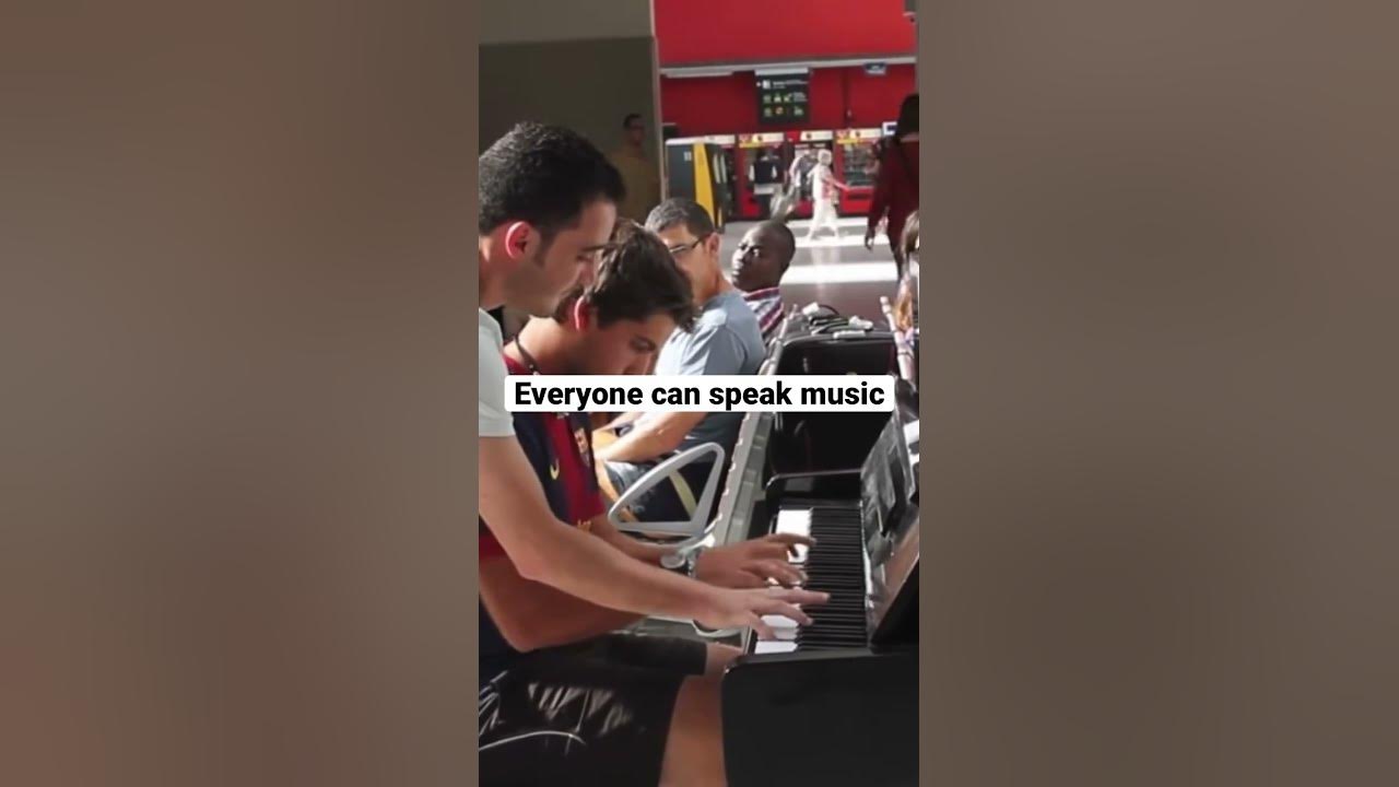 Strange improvise at a Paris train station #shorts #viral #music #piano #paris