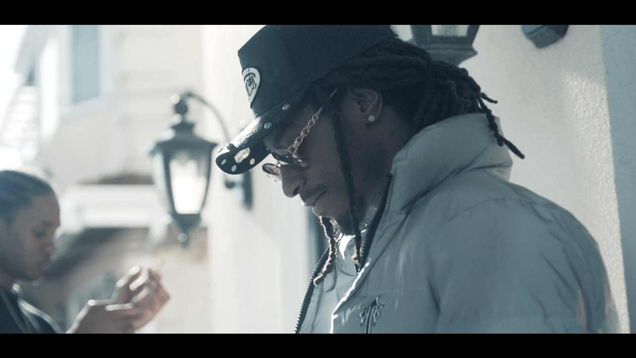 在 YouTube 上观看 NorthSideBenji - How Much She Needs Me (Official Music Video) 在 YouTube 上观看 NorthSideBenji - How Much She Needs Me (Official Music Video)