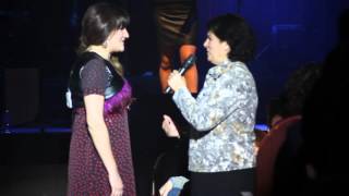 Video thumbnail of "Rozalen con su señora Madre - 05/02/2016(P.Lara)"