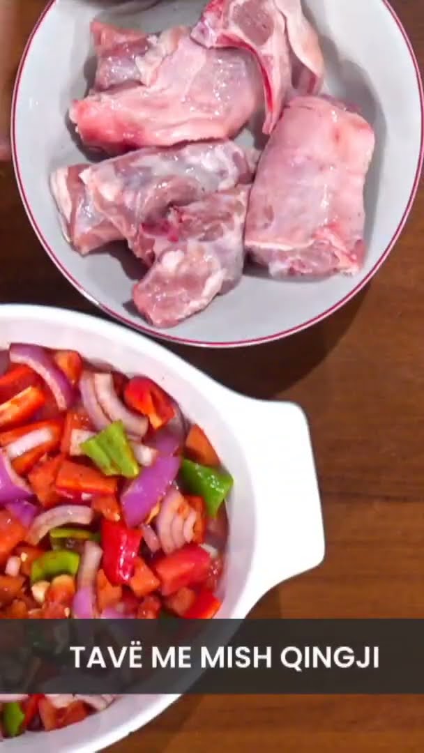 Tavë me mish qingji, receta nga Linda Fishta - Në Shtëpinë Tonë