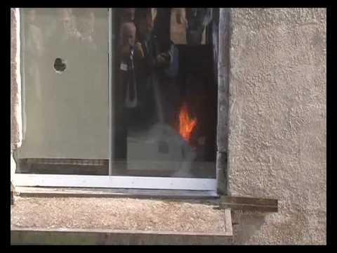 Pyrobubbles Fire Brandschutz durch PyroBubbles.avi - YouTube