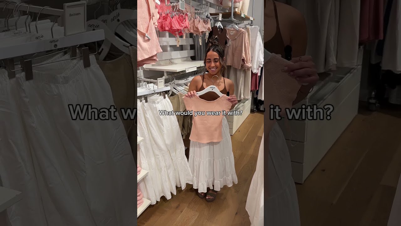 Aerie Associate Avawodarek Shows Off Her Fave New Arrivals 