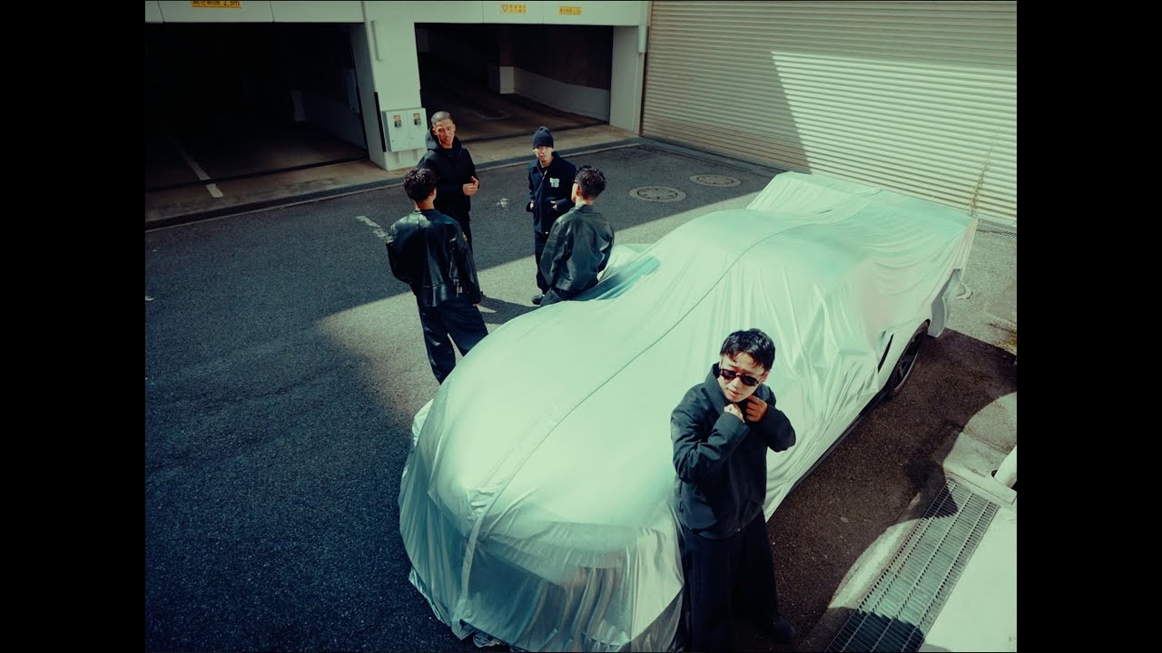 FUNNYSTREET - AIRPLANE (Official Music Video)