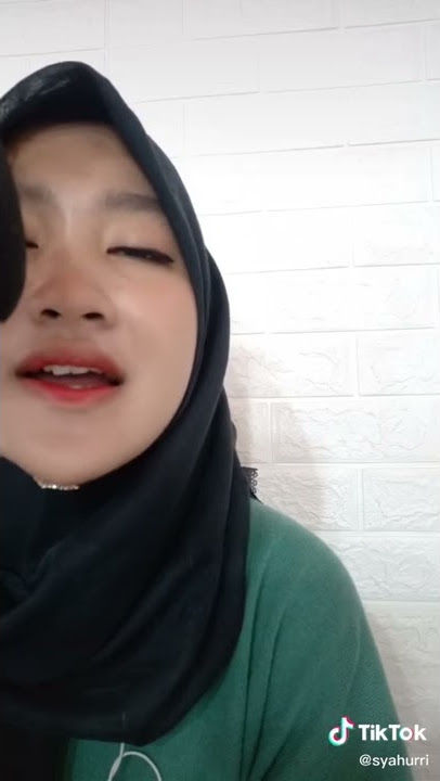 Story Wa Viral !! Sholawatan Wanita Cantik dengan suara merdu
