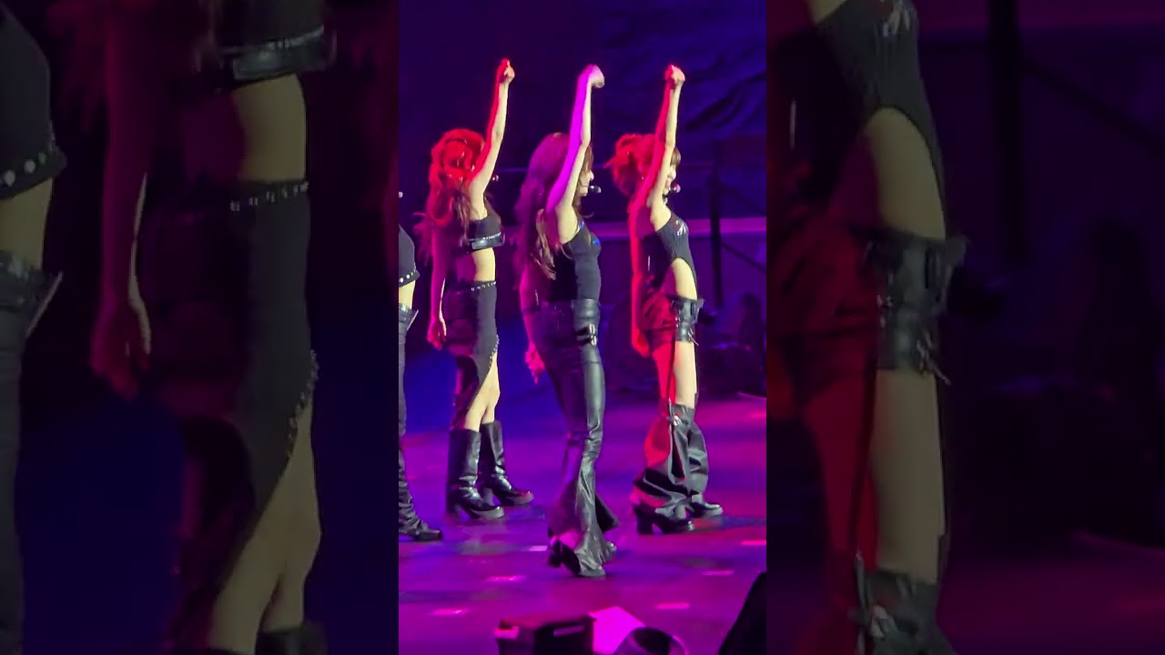 Pierrot | LE SSERAFIM EASY CRAZY HOT IN MANILA 250802