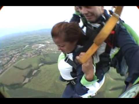 Salto Duplo Sonia | SkyRadical Bauru. www.skyradic...