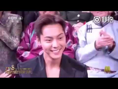 【陈伟霆】颁奖典礼遭黄渤Cue《最好的舞台》 20180422  [Instagram更新] William Chan