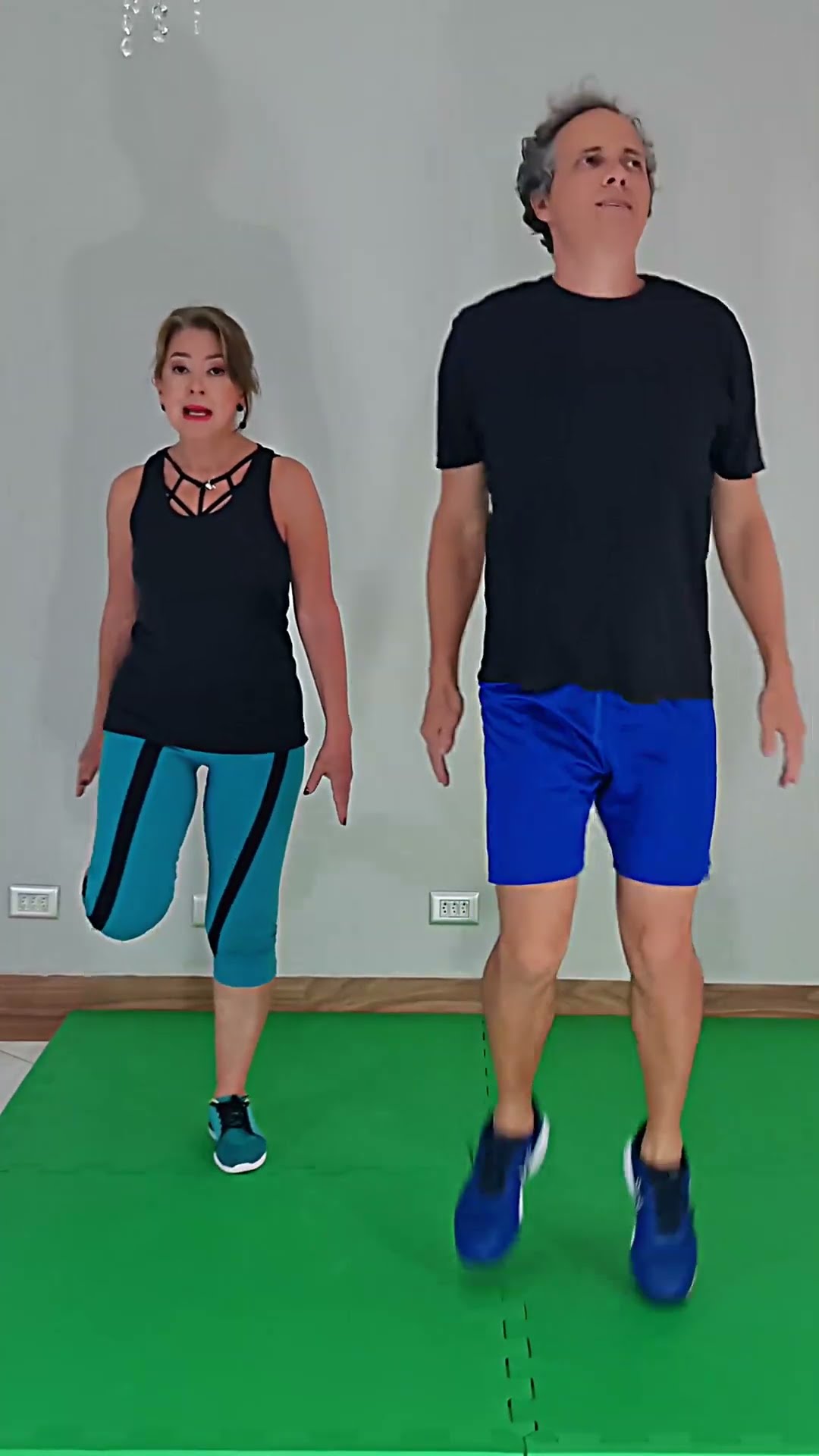 Parte 6 ?Fique Sequinha e Emagreça: Treino Cárdio, Exercícios Localizados para Coxas e Glúteos