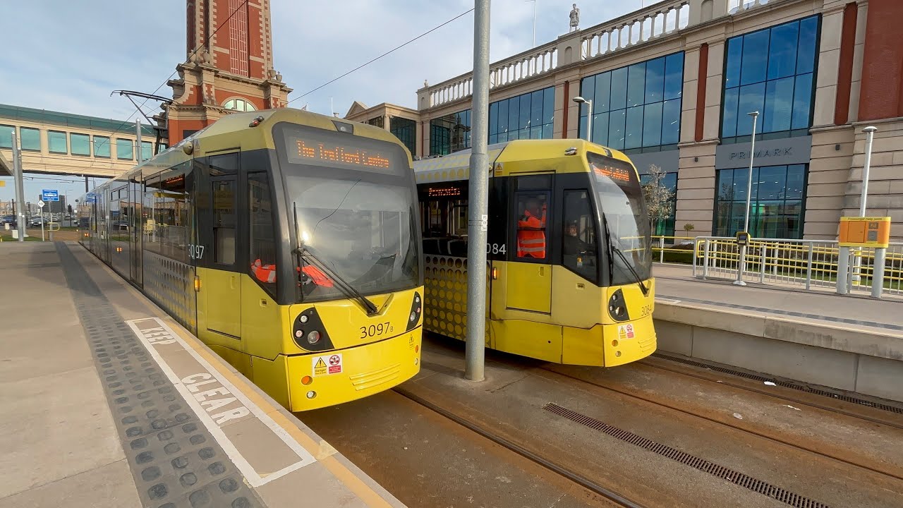Tram-Spotting At Barton Dock Road (21.3.25) | Manchester MetroLink