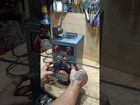 Video (ĐÃ BÁN) Máy hàn lưỡi cưa vòng mini TS4 hàng bãi - youtube