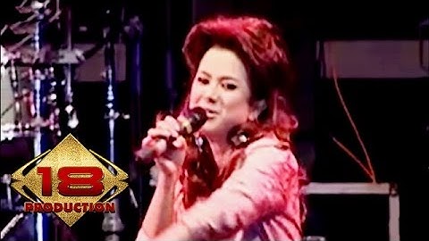 Nelly Agustin - Cubit Tak Mau Dicubit (Live Konser Bondowoso Jawa Timur 26 Desember 2006)
