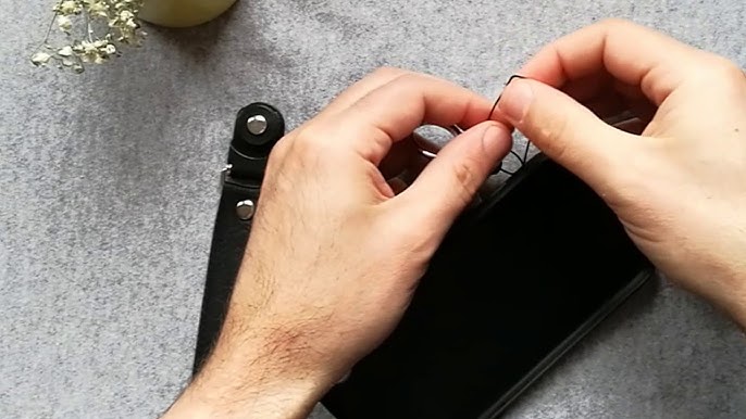 How to attach a charm to a case without holes 