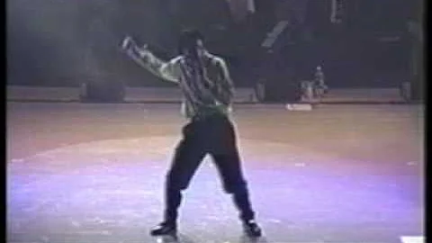 Michael Jackson Beat It Live
