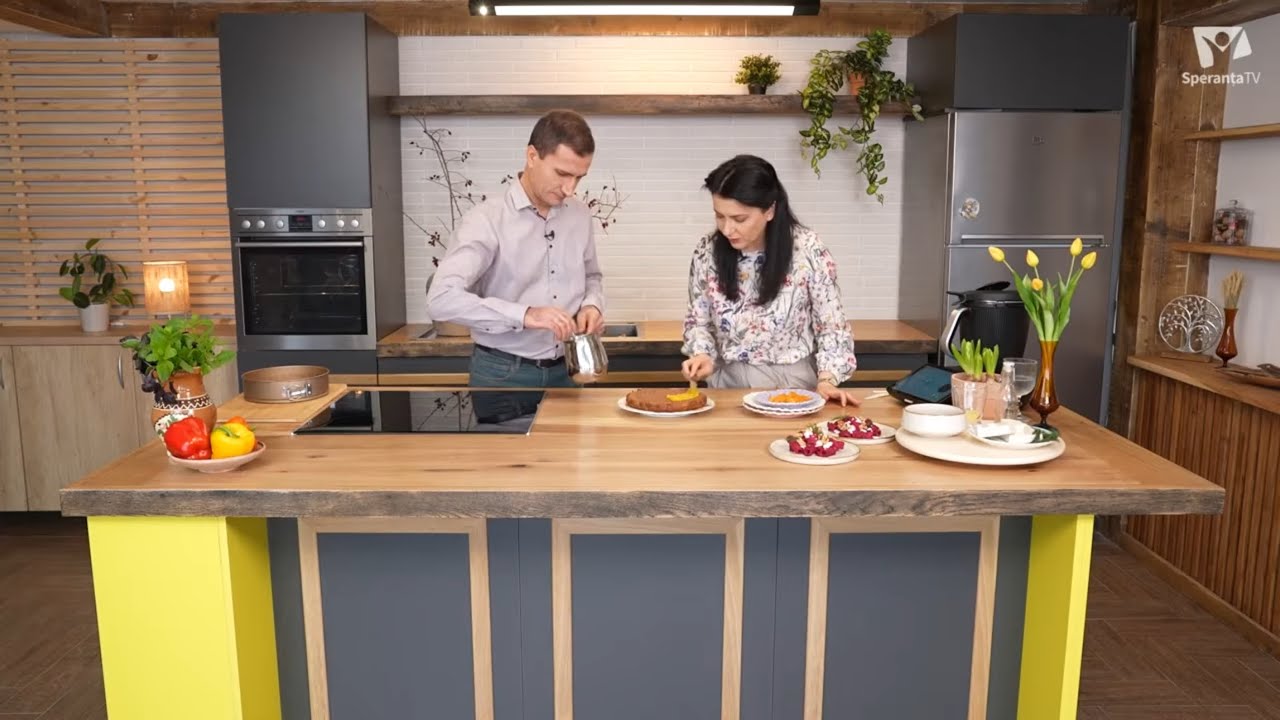 Rețete de primăvară pentru mama – Paste cu sos de sfeclă și prăjitură cu portocale | Poftă de viață