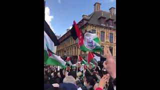 أغنية سول كينغ في شوارع باريس من أجل فلسطين La liberté Soolking