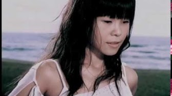 彭佳慧 Julia Peng《陪他》官方中文字幕版 MV
