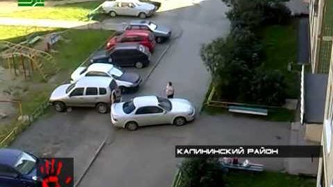 Забавное видео  Девушка не может припарковаться