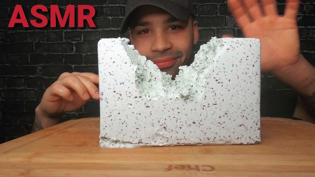 (ASMR) Eating A Little ICE CREAM (Mint Chocolate) | NO TALKING