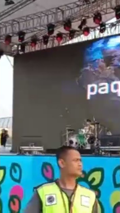 GIGI // perdamaian