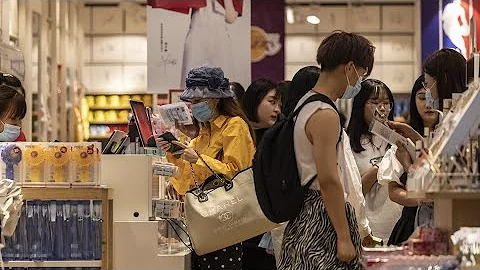 China’s Top End Consumer Spending Is Solid: Cheng - DayDayNews