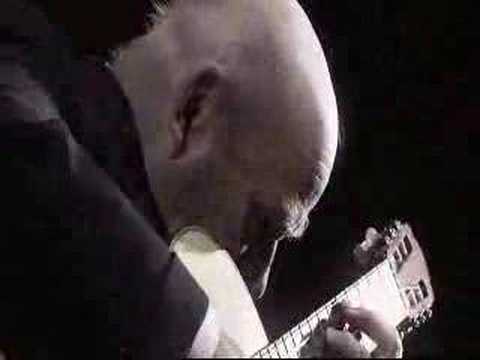 Julian Bream - Manuel de Falla - Homenaje (Le tomb...