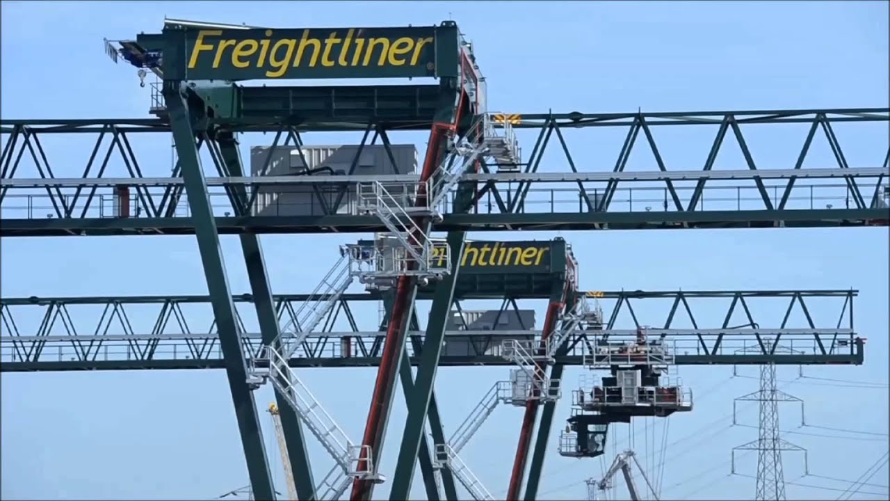 Liebherr - Container Cranes Products