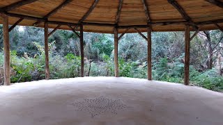 Natural building. Building a reciprocal roof - Joyfully Together community Pedrógão Grande, Portugal