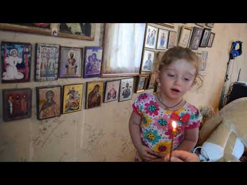 ბაბი ლოცულობს