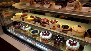 CENTRAL CHIDLOM FOOD HALL! | Delon Serino