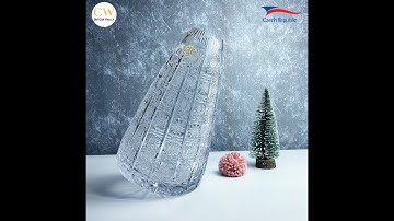 Bình Hoa Pha Lê Tiệp Bohemia Mài Hoa Văn Bông Tuyết 80Y02