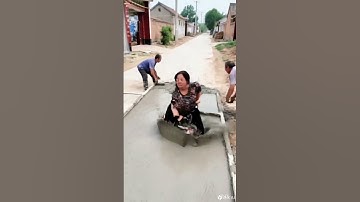 #Do not imitate dangerous actions #What is this operation #Funny video of mud pit #Virtual interpret