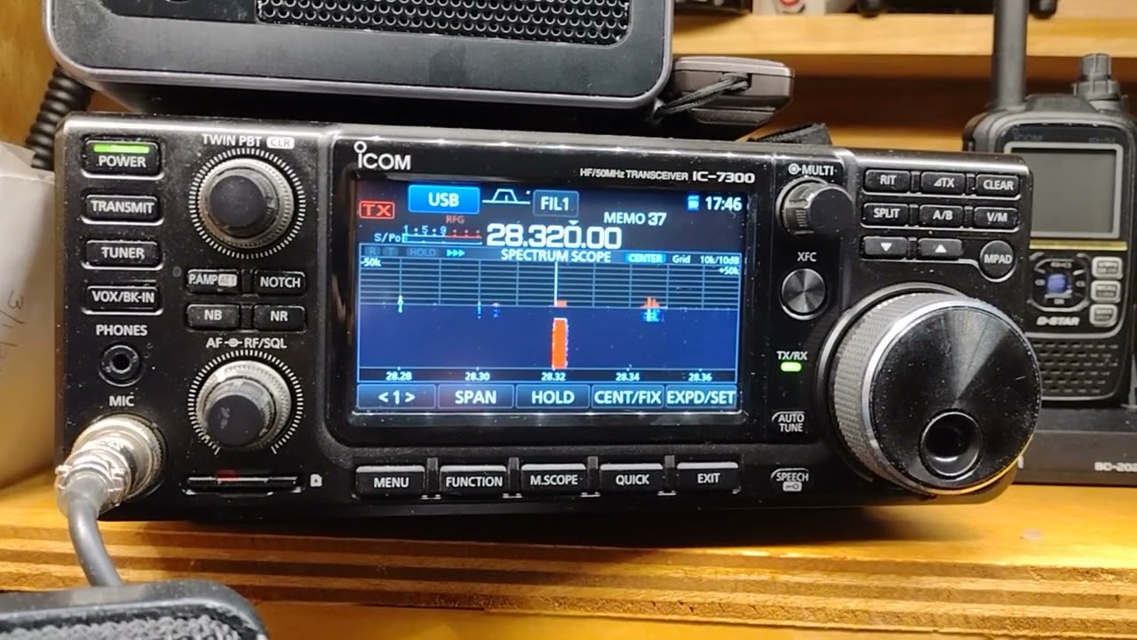 a demonstration of the kiwi SDR. by K2CSX  TO Hawaii using the kiwi SDR receiver