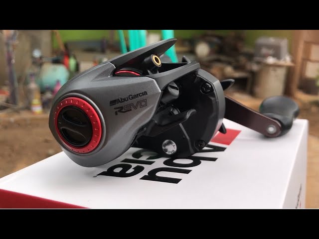 Abu Garcia Revo 5 STX Low Profile Reel 