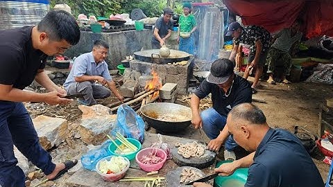 San nền nhà ông Sáu bà Cầu Vĩnh Phúc giúp 70 triệu tặng 6 bộ bát mới. Nguyễn Tất Thắng