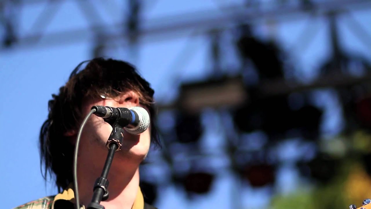 Wavves - King of the Beach (Light & Noise episode)