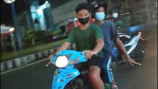 Download lagu Dj Aku Lihat Dia Disana Aku ingin menyapa dia || trus sam budi || Semprul || #truck oleng #trukcabe