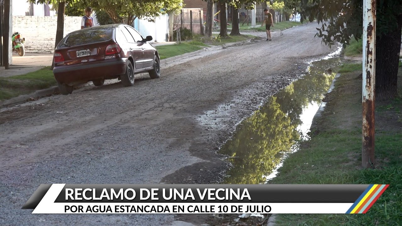 Reclamo de vecina por agua estancada en calle 10 de Julio - YouTube
