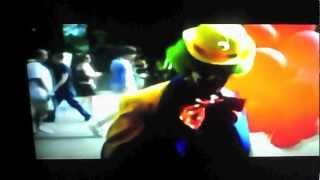 Uniquesoul plays an EXTRA in Parker Movie