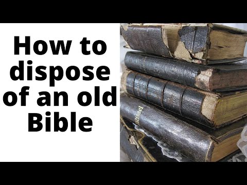 Video: 3 Ways to Dispose of a Bible