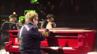 Video thumbnail of "Elton John - Saturday Night's Alright For Fighting (Live)"