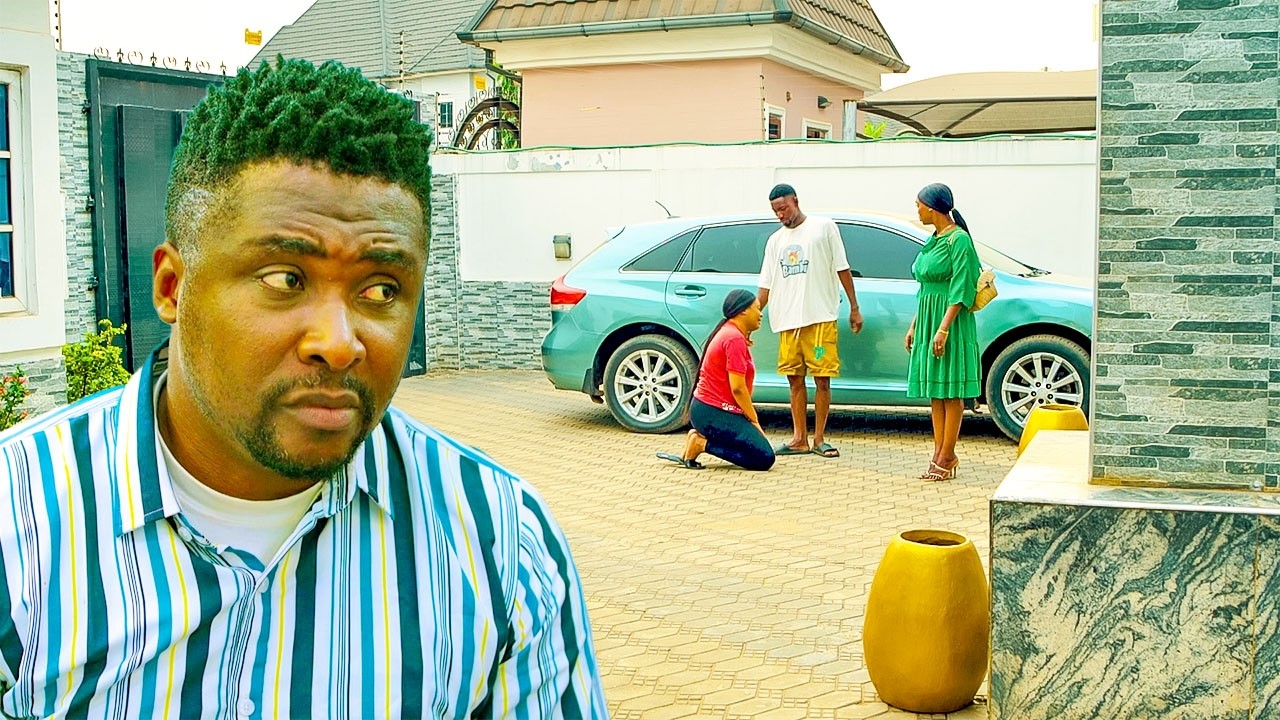 ONNY MICHAEL CRIED WHEN HE SAW HOW THE MOTHER WAS ASKED TO KNEL BY HIS WIFE FOR TAKING SOUP ON D POT