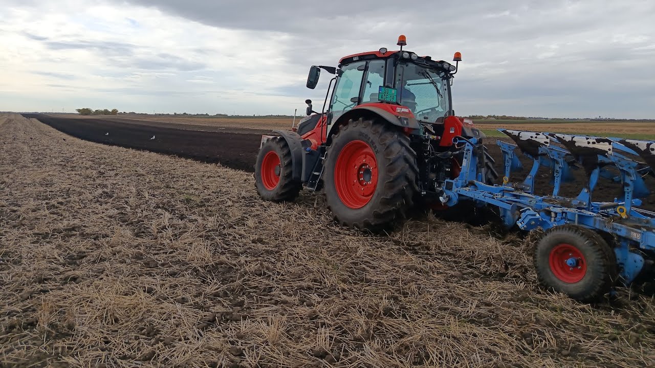 Kioti 1402 oranje part 〽️ 2