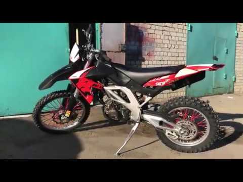 Видео: Aprilia RXV 2009 он